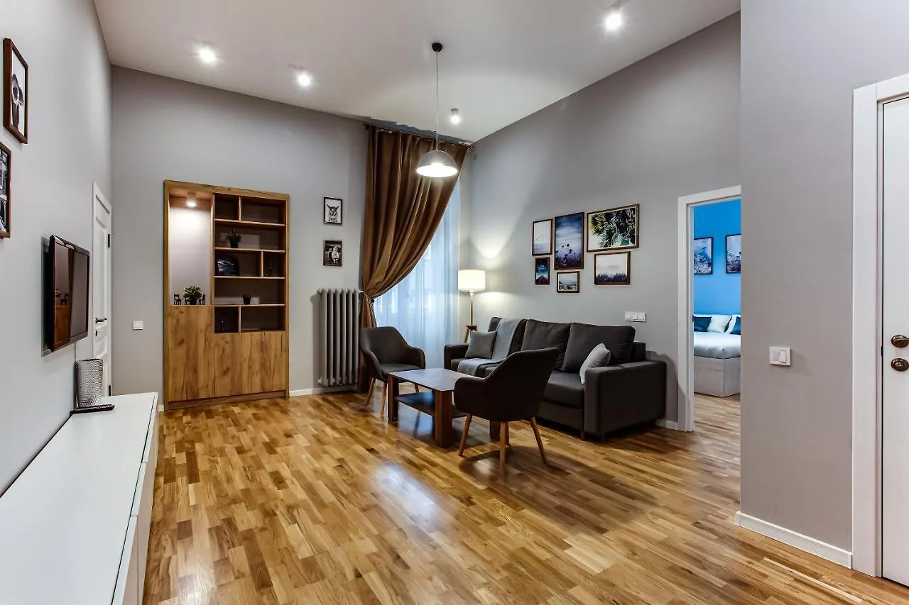 Sonata Apartment Lviv 0*,